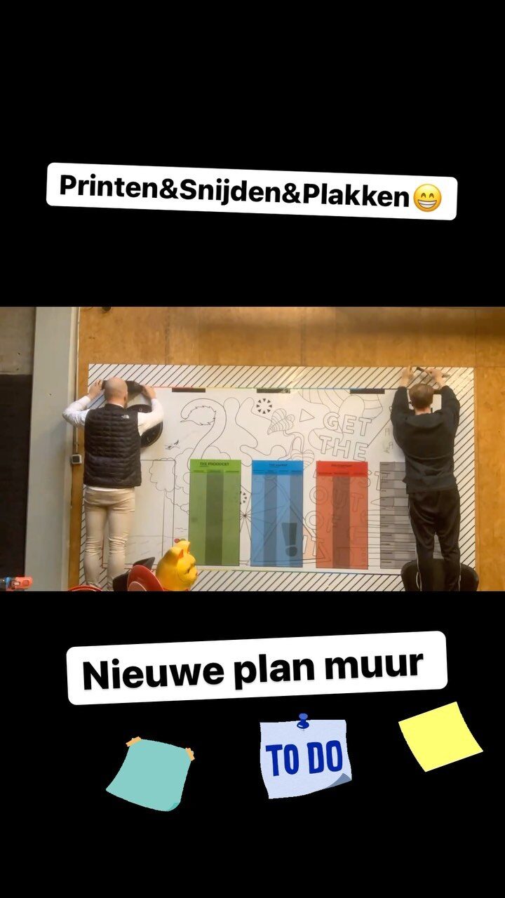 Instagram post from smartbags_com. This post is in position 11.