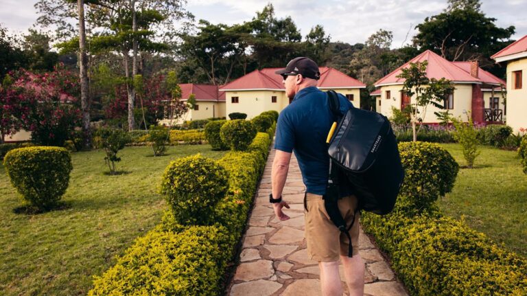 Instagram post from smartbags_com. This post is in position 19.