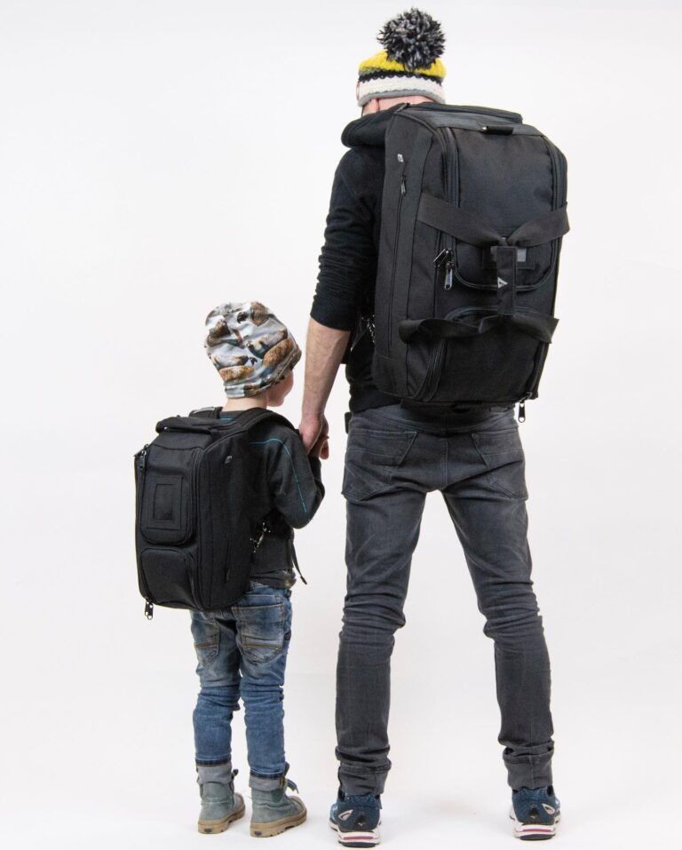 Instagram post from smartbags_com. This post is in position 9.